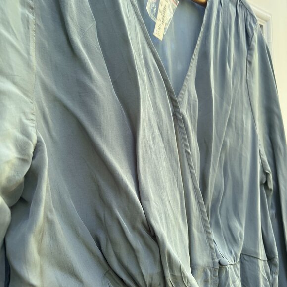 Madewell Bell Sleeve Wrap Top - Picture 4 of 6